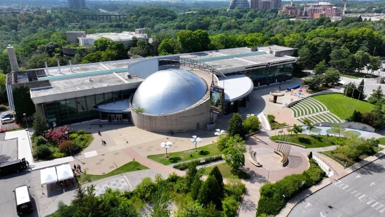 ontario-science-centre-and-eglinton-lrt An aerial view of the science centre building and property.
