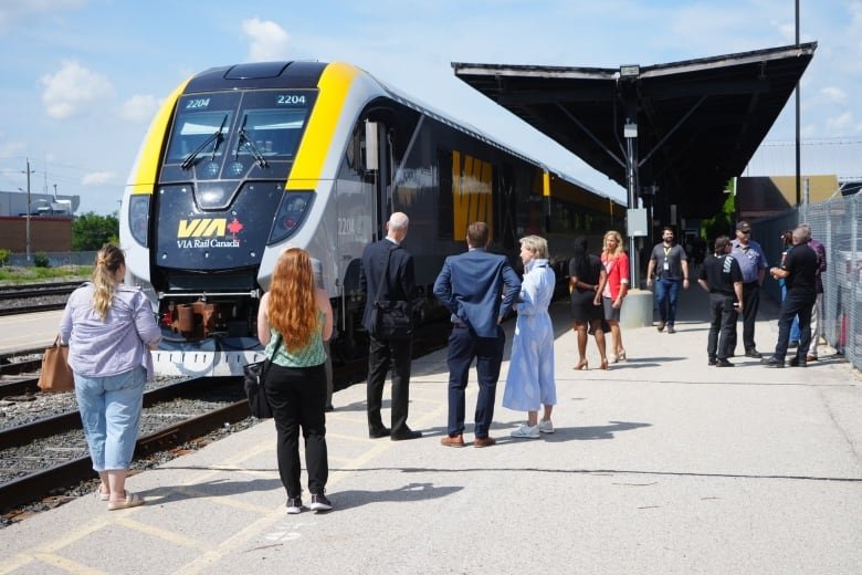 via-rail-london-ontario Train and people