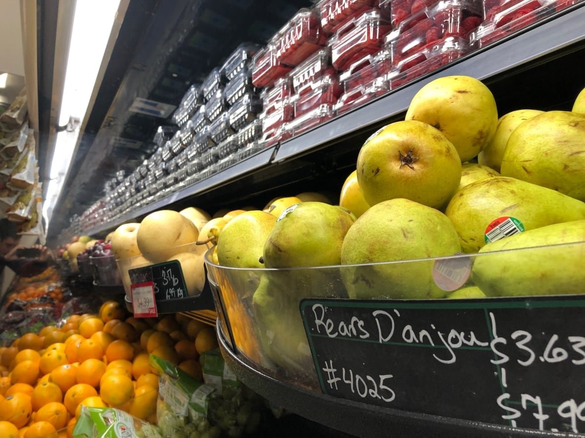 iqaluit-food-1 A photo of fruit at the grocery store.