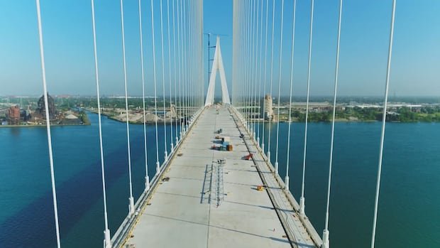 “Legal Battles Delay Opening of Windsor-Detroit Bridge”