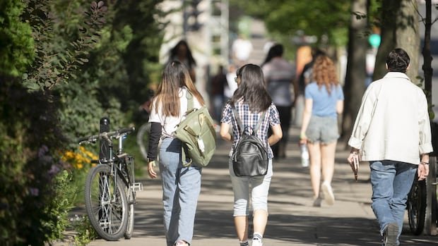 “Ontario Colleges Brace for Financial Strain Amid International Student Admission Reductions”
