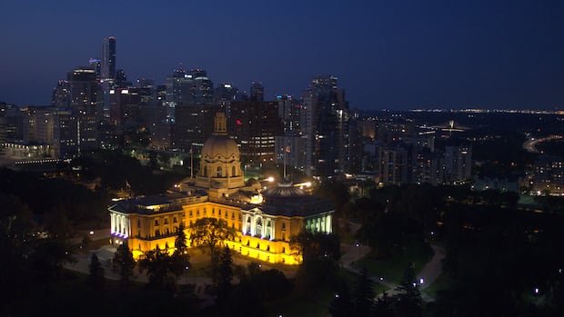 “UCP’s Corporate Donations Surge, Outpace NDP Fundraising”