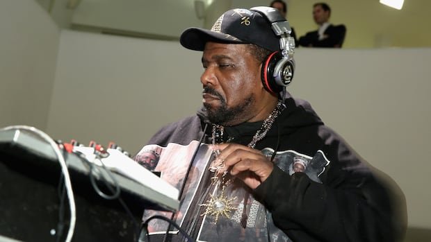 Hip-Hop Pioneer Afrika Bambaataa Dies at 68