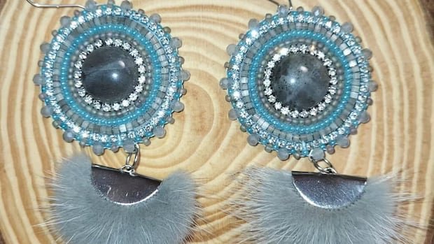 “Etsy Fur Ban Sparks Concern Among Artisans”