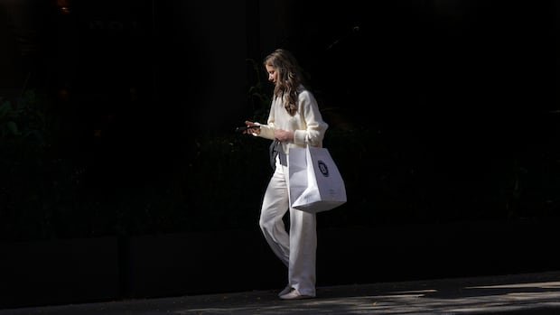 “Retailers Embrace AI for Automated Consumer Purchases”